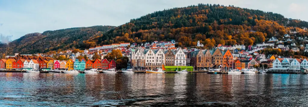 panorama-of-norwegian-seaside-town